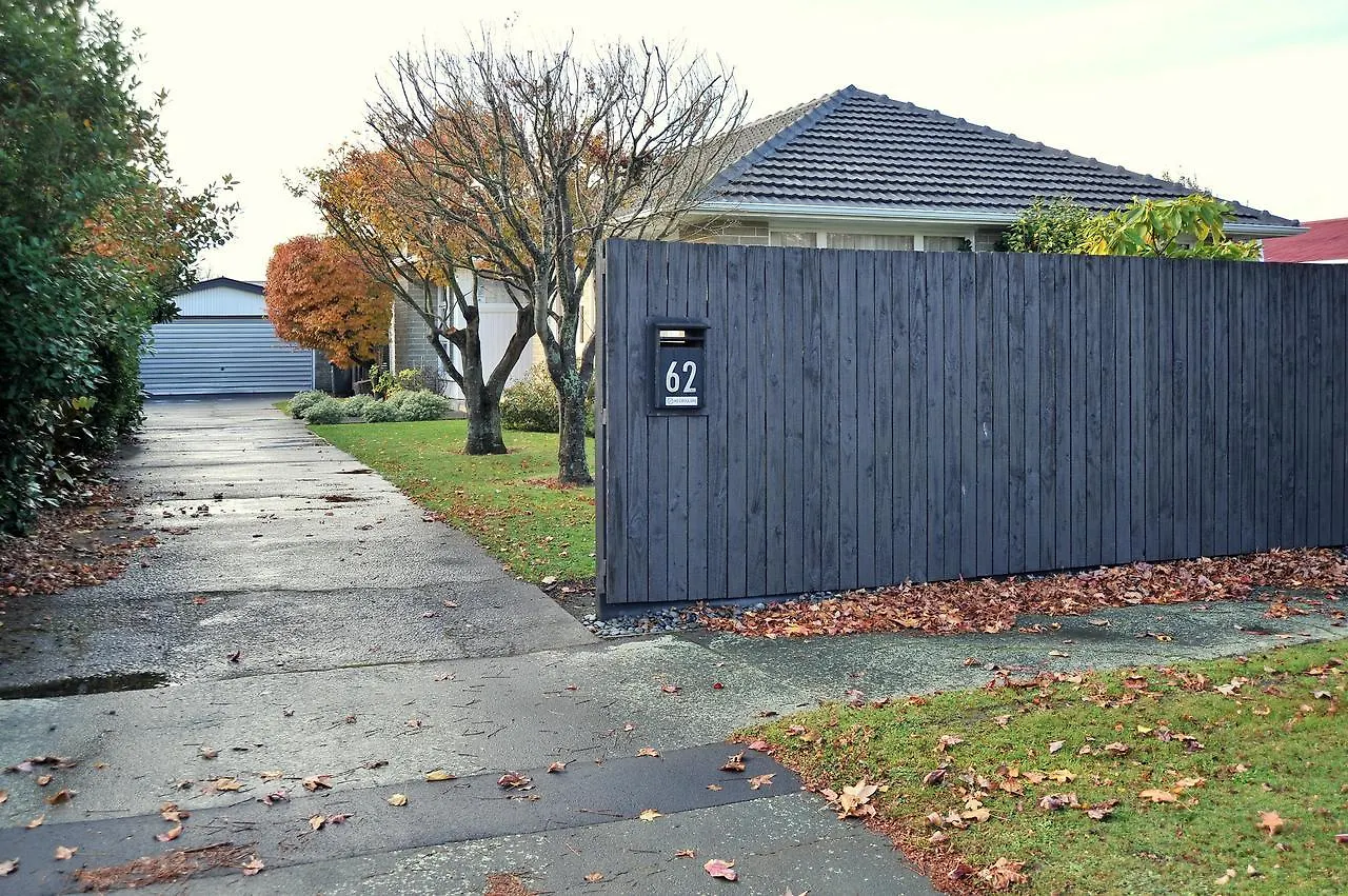 Woodbury Villa - Christchurch Holiday Homes New Zealand