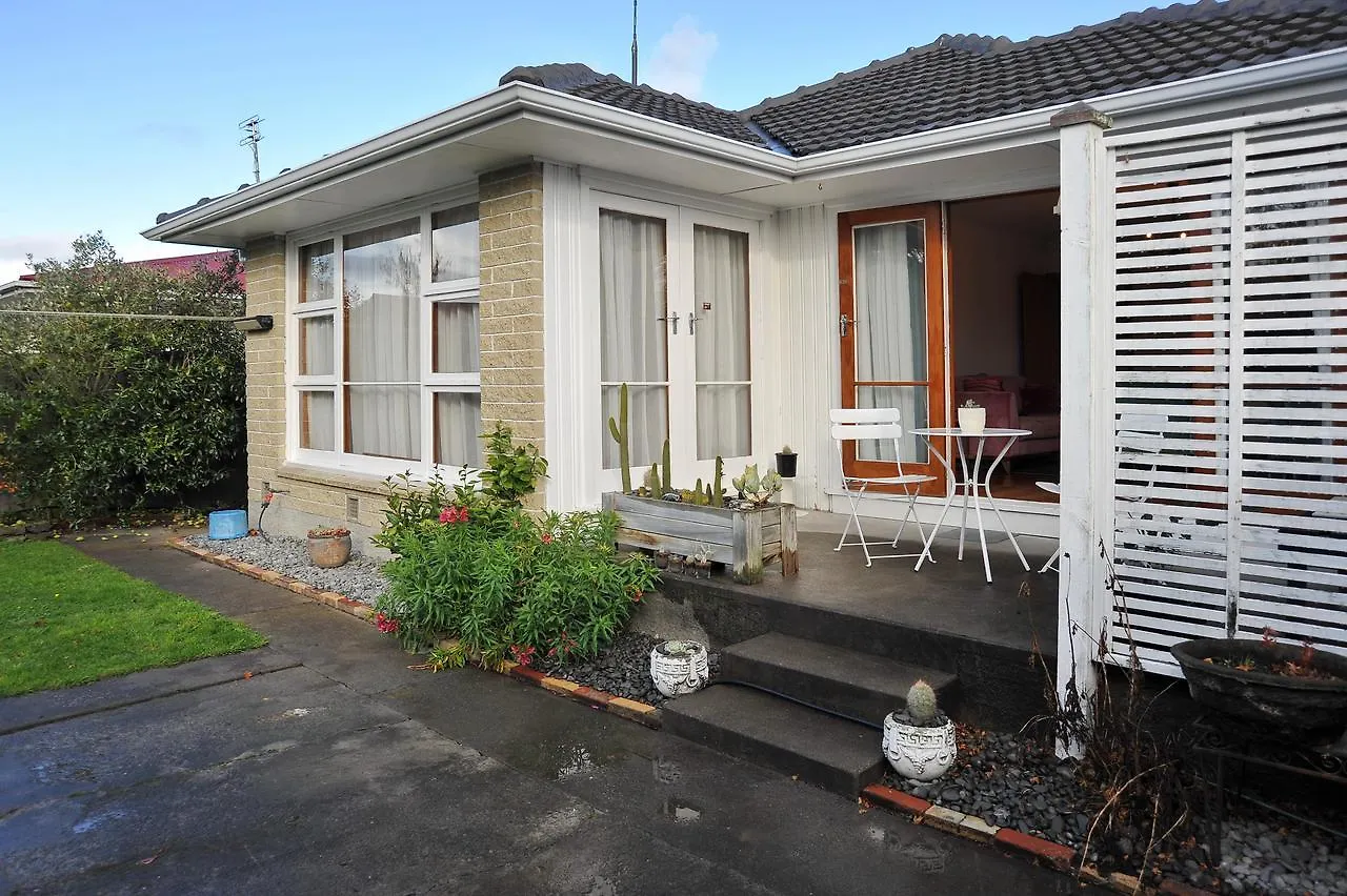 Woodbury Villa - Christchurch Holiday Homes
